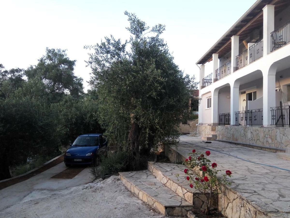 Helios & Elia Family Apartment Liapades Dış mekan fotoğraf