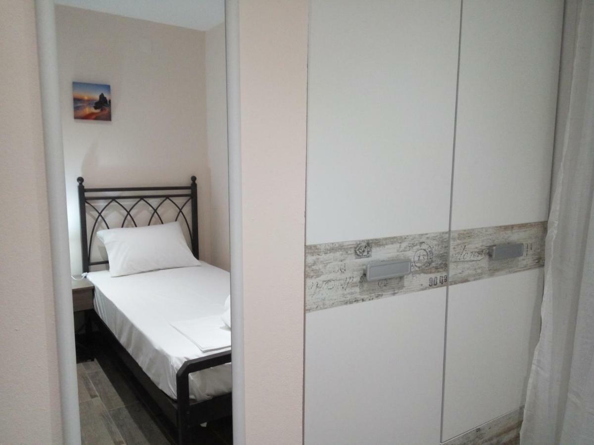 Helios & Elia Family Apartment Liapades Dış mekan fotoğraf
